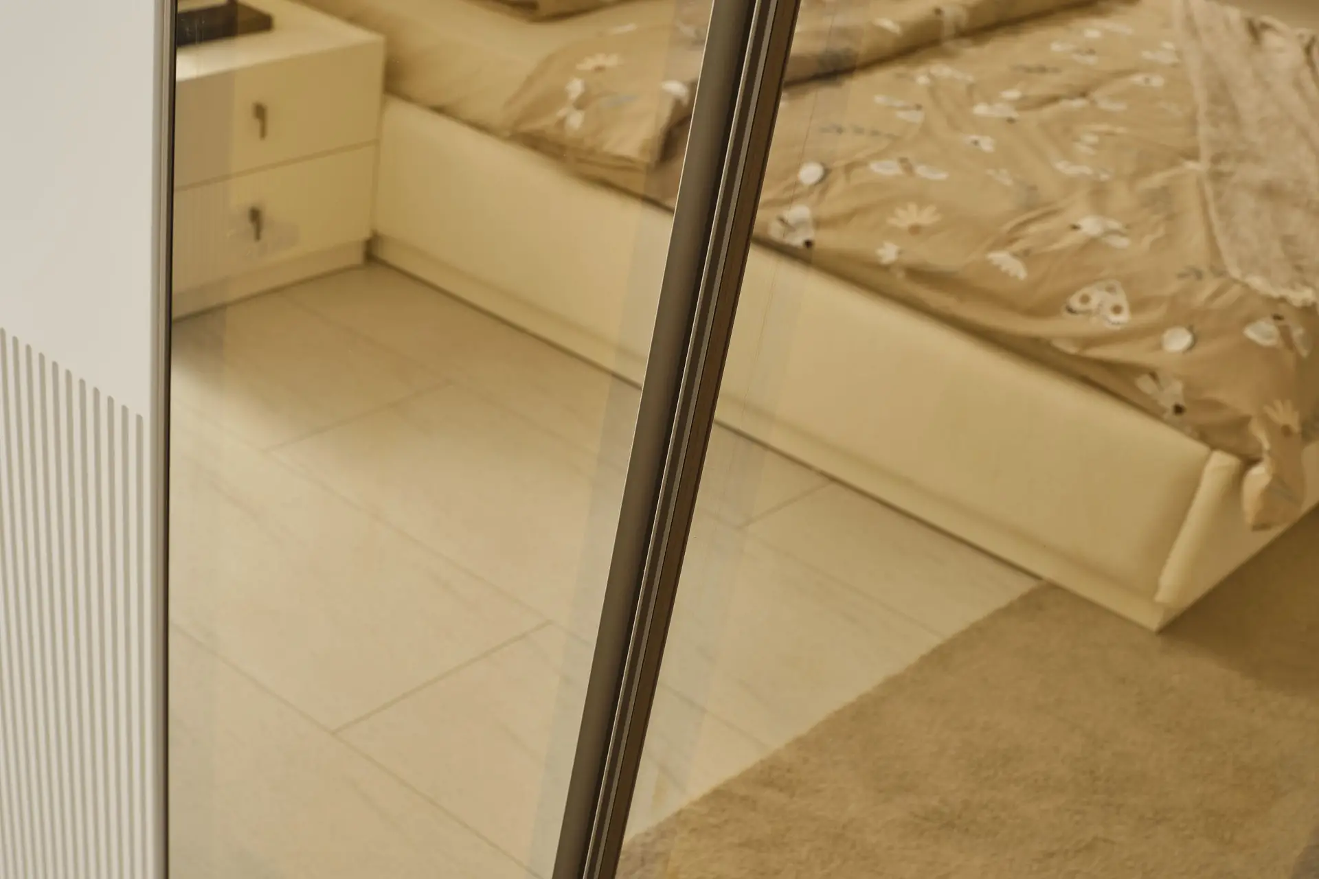 ROZA YATAK ODASI *YENİ MDF