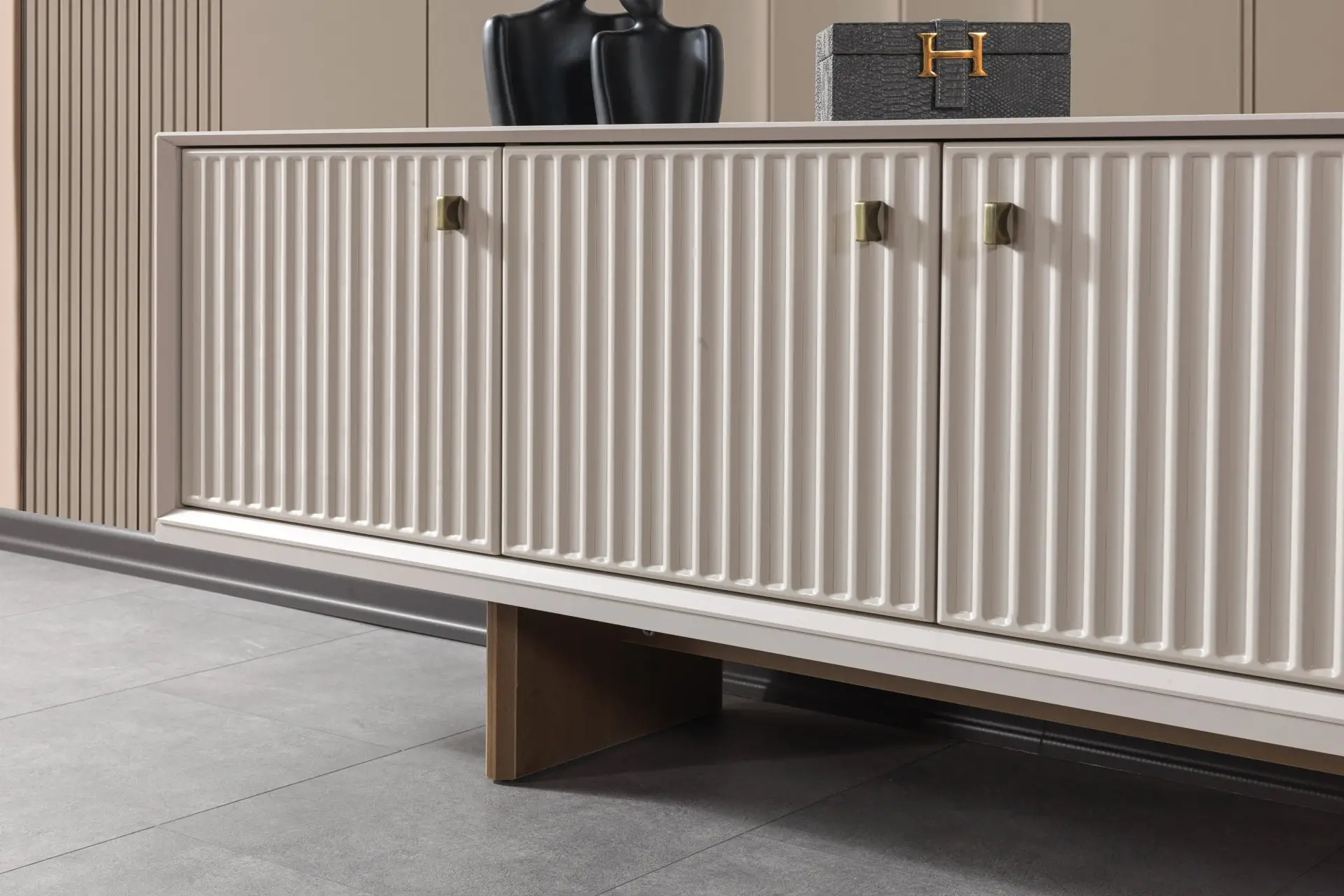 ADEN YEMEK ODASI *TEŞHİRDEN SON ÜRÜN